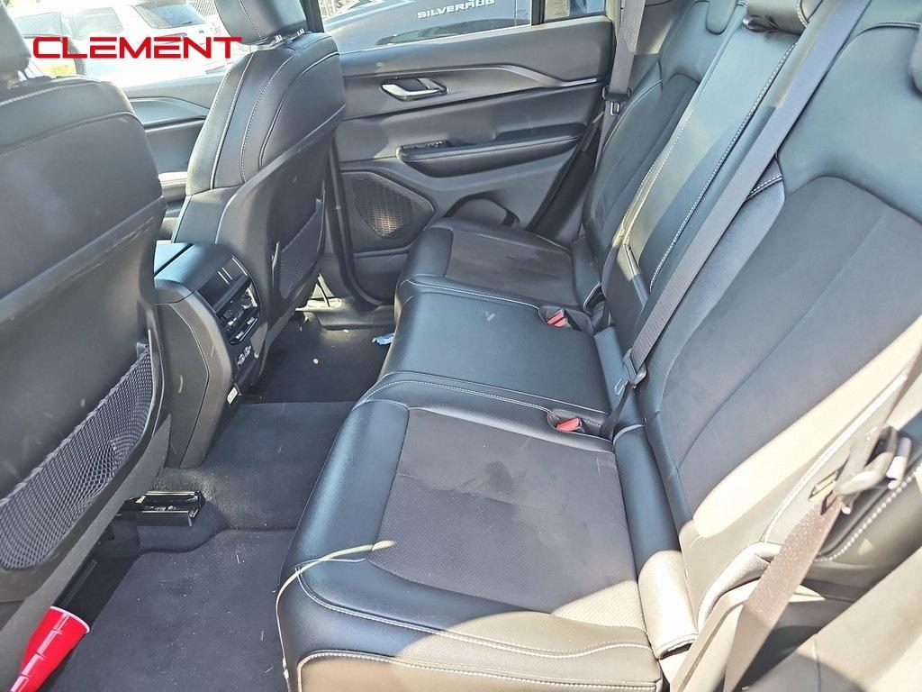 used 2024 Jeep Grand Cherokee car, priced at $36,740