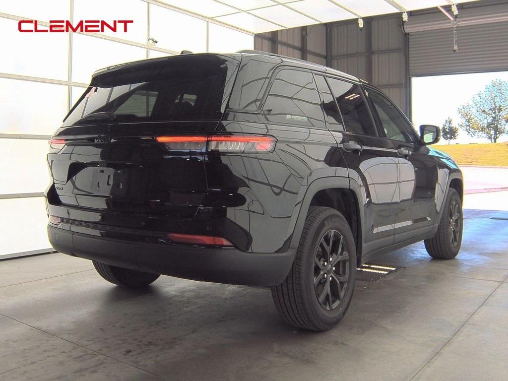 used 2024 Jeep Grand Cherokee car, priced at $36,740