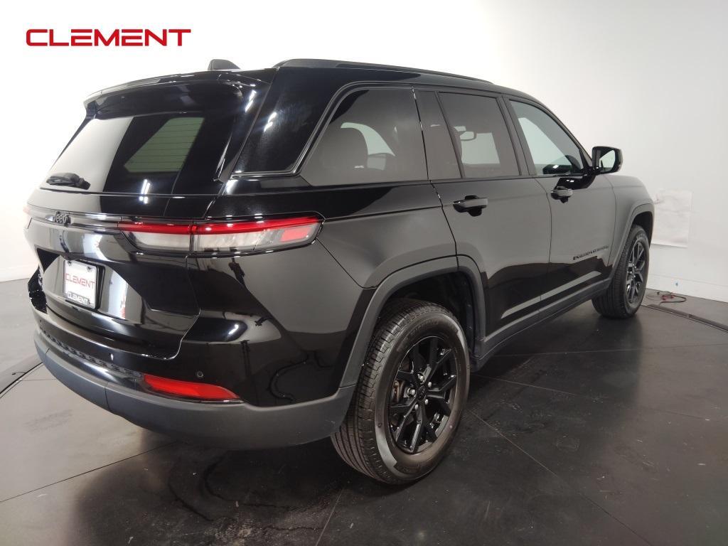 used 2024 Jeep Grand Cherokee car, priced at $36,400