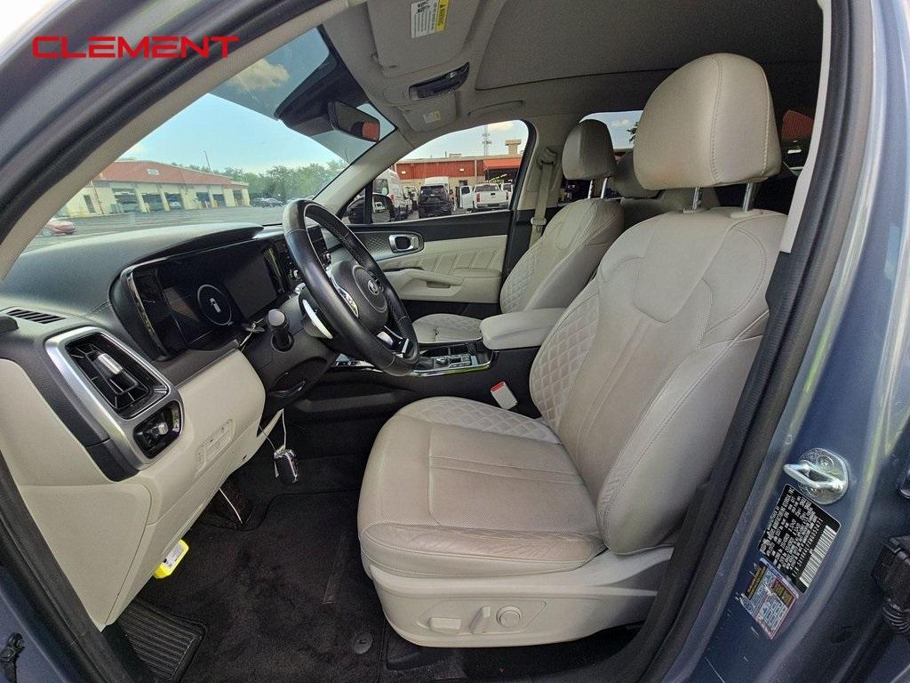 used 2021 Kia Sorento car, priced at $27,925