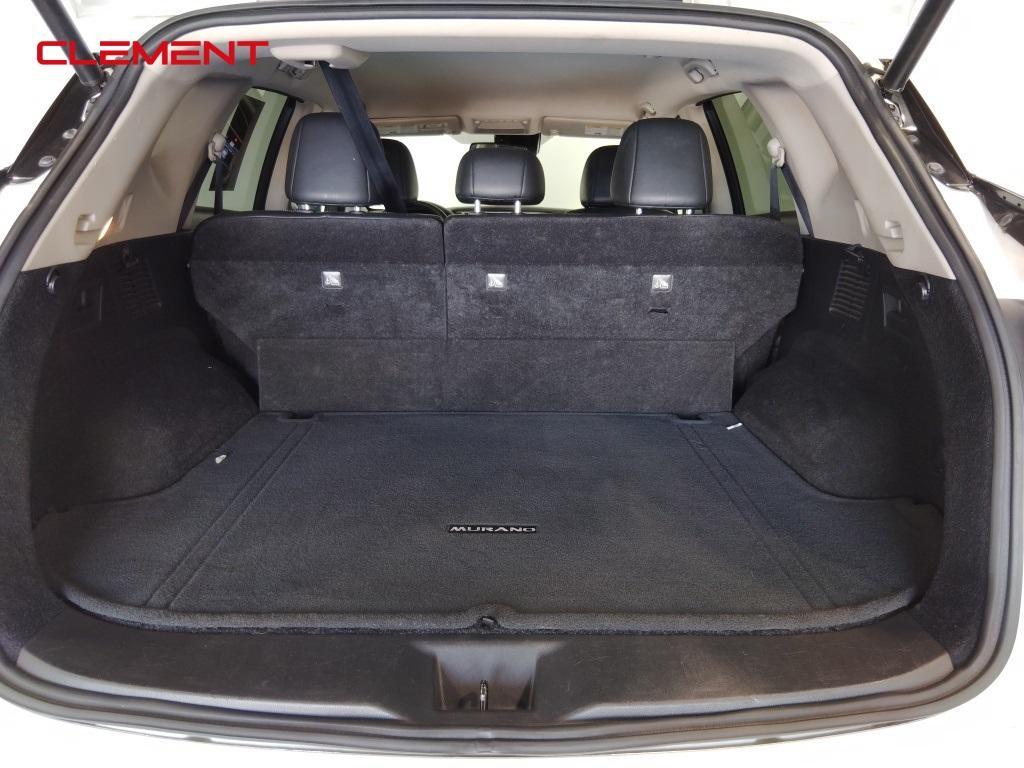 used 2023 Nissan Murano car, priced at $25,000
