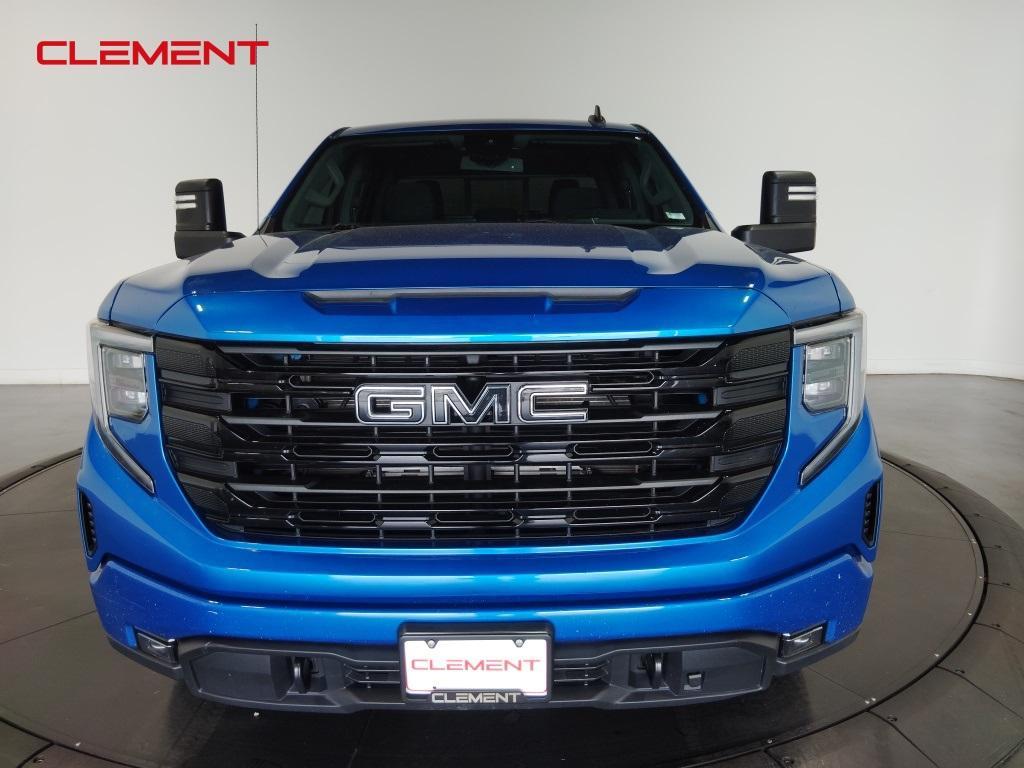 used 2022 GMC Sierra 1500 car, priced at $44,000