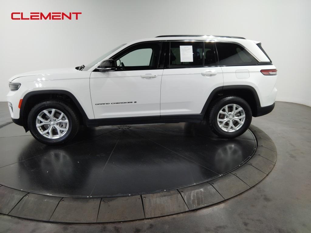 used 2023 Jeep Grand Cherokee car, priced at $29,000