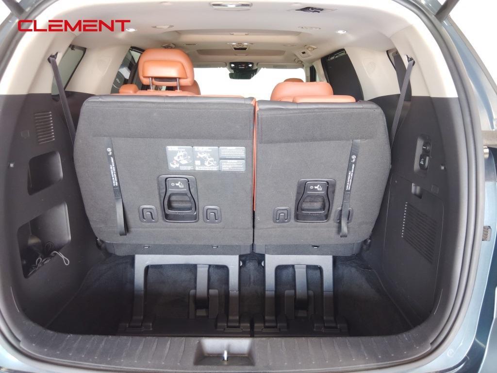 used 2024 Kia Carnival car, priced at $41,000