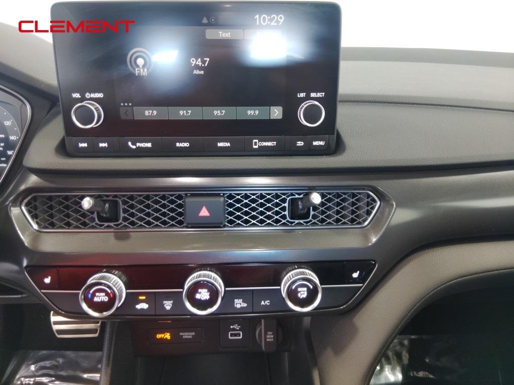 used 2025 Acura Integra car, priced at $31,500