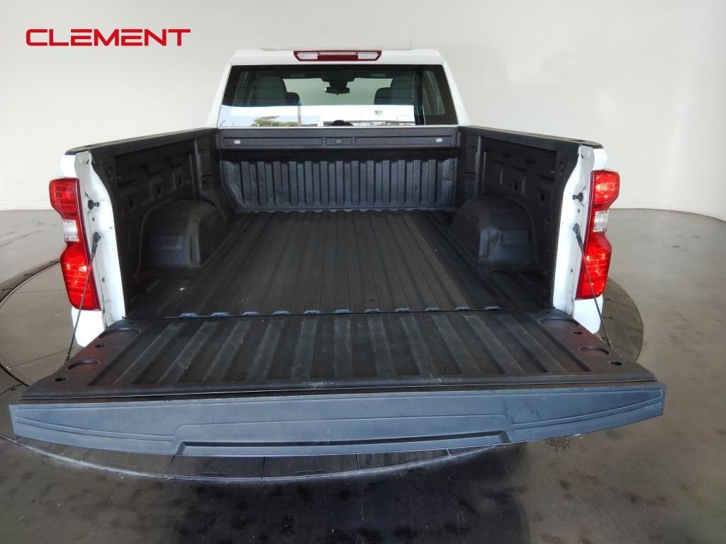 used 2022 Chevrolet Silverado 1500 car, priced at $32,000