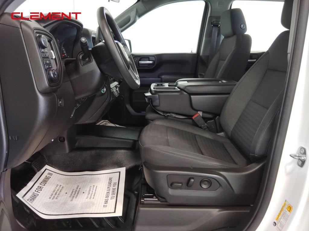used 2022 Chevrolet Silverado 1500 car, priced at $32,000