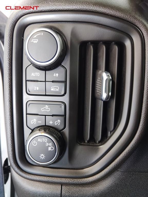 used 2022 Chevrolet Silverado 1500 car, priced at $32,000