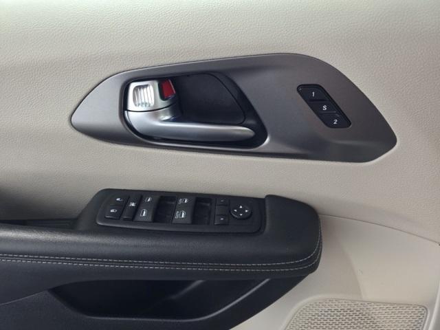 used 2023 Chrysler Pacifica car, priced at $24,200