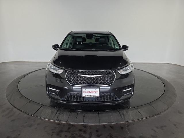 used 2023 Chrysler Pacifica car, priced at $24,200