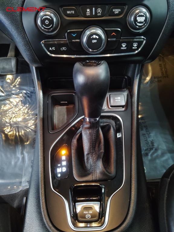 used 2021 Jeep Cherokee car, priced at $16,500
