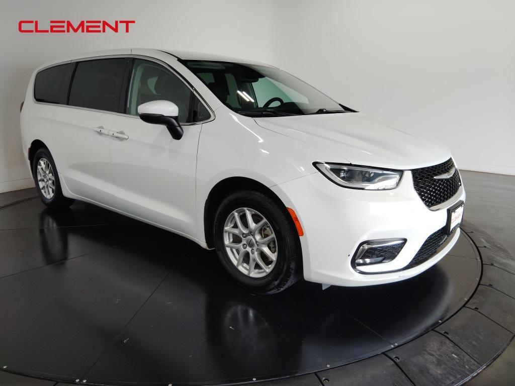used 2023 Chrysler Pacifica car, priced at $24,200