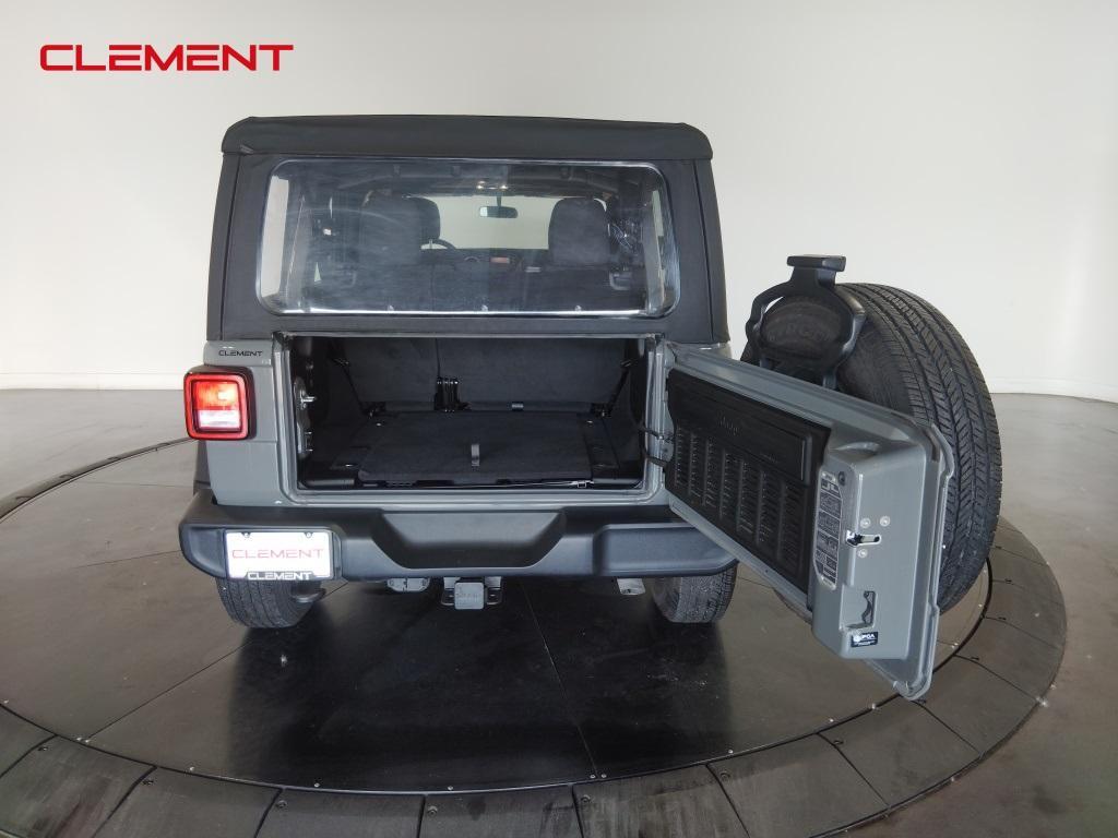 used 2021 Jeep Wrangler Unlimited car, priced at $31,800