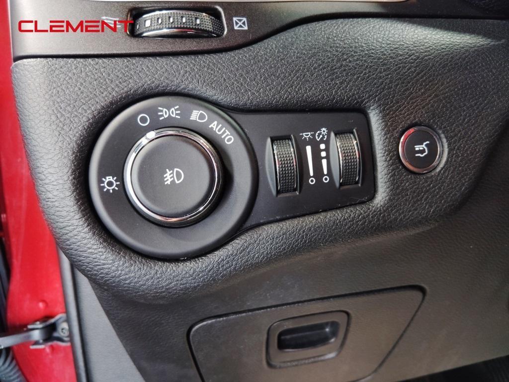 used 2019 Jeep Cherokee car, priced at $21,300