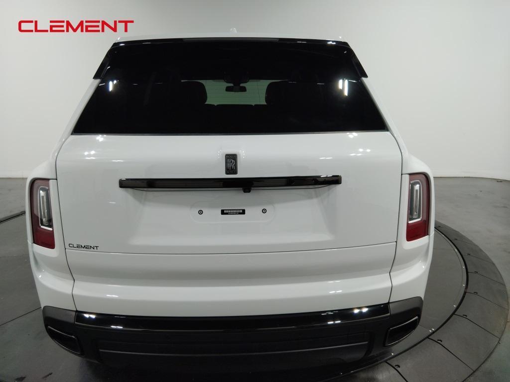 used 2022 Rolls-Royce Cullinan car, priced at $310,000