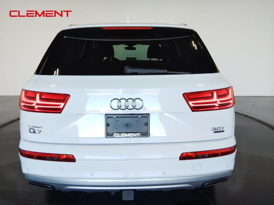 used 2018 Audi Q7 car