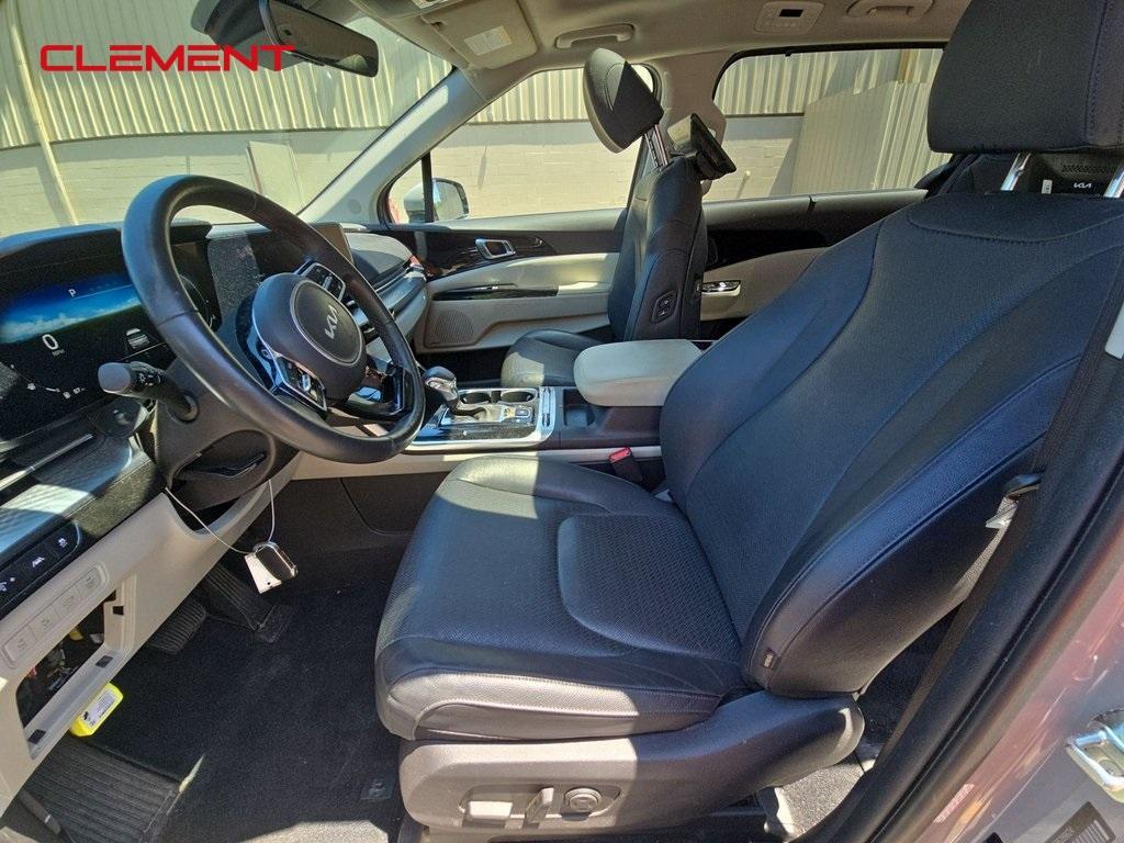 used 2023 Kia Carnival car, priced at $38,000