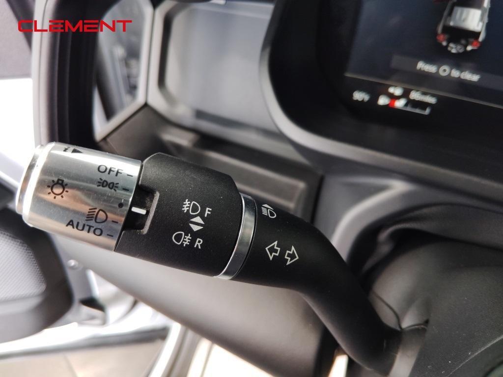 used 2022 Land Rover Defender car, priced at $54,900