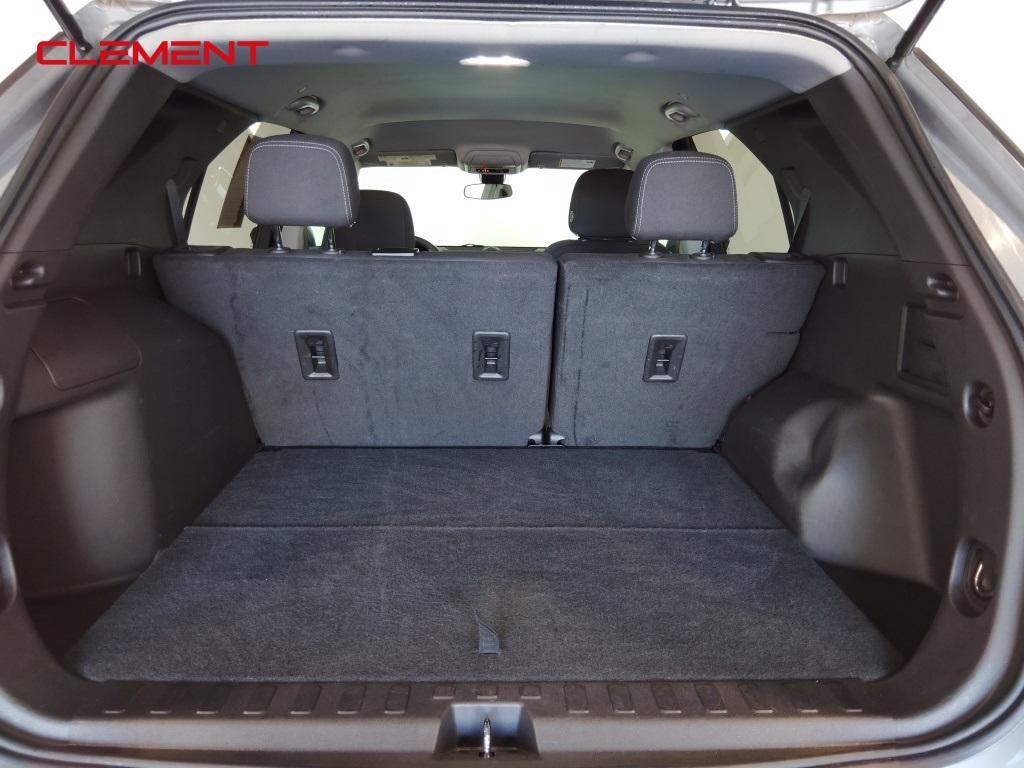 used 2023 Chevrolet Equinox car, priced at $21,800