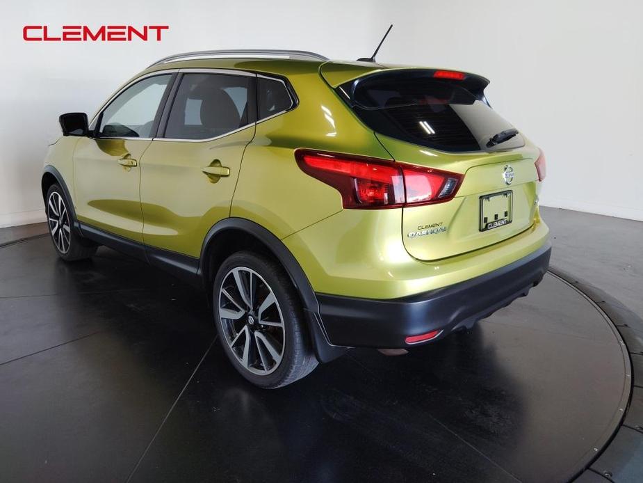 used 2018 Nissan Rogue Sport car, priced at $18,000