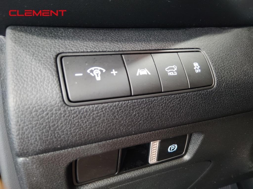 used 2023 Hyundai Santa Fe car, priced at $27,000