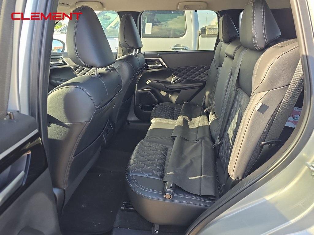 used 2024 Mitsubishi Outlander car, priced at $30,500