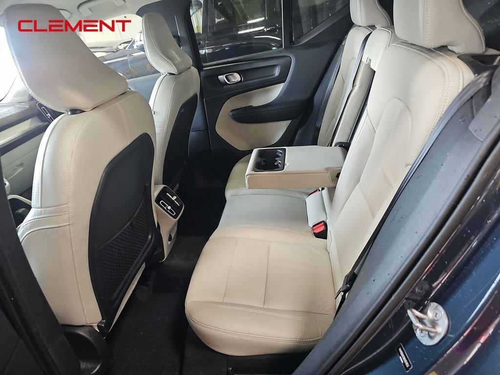 used 2022 Volvo XC40 car, priced at $21,000
