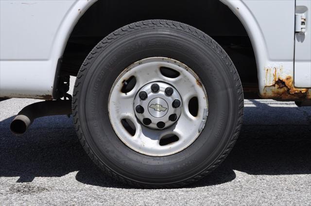 used 2010 Chevrolet Express 2500 car, priced at $4,495
