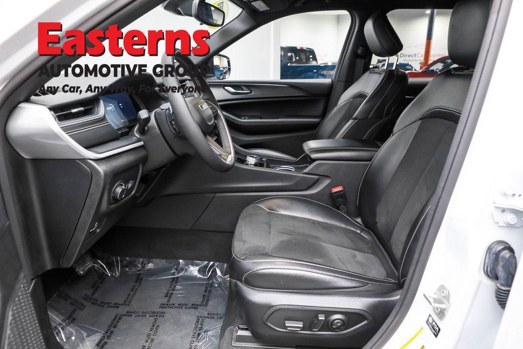 used 2024 Jeep Grand Cherokee L car, priced at $28,490