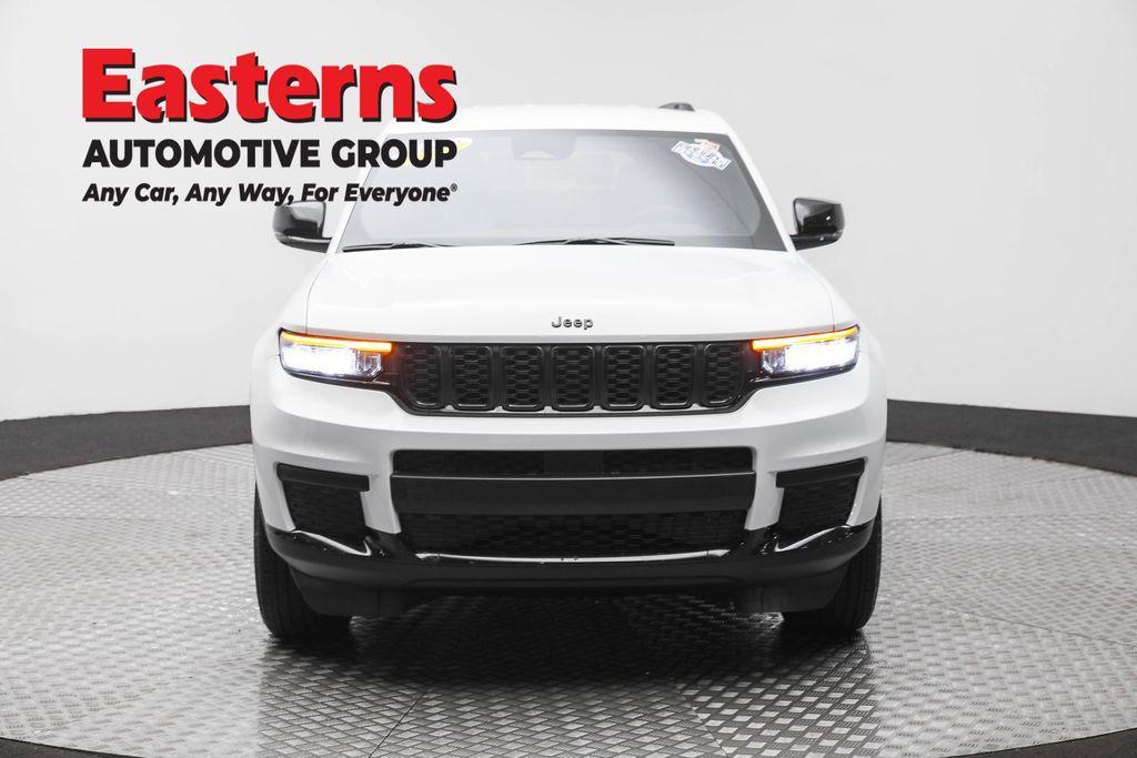 used 2024 Jeep Grand Cherokee L car, priced at $28,490