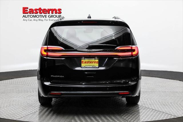 used 2022 Chrysler Pacifica car, priced at $20,950