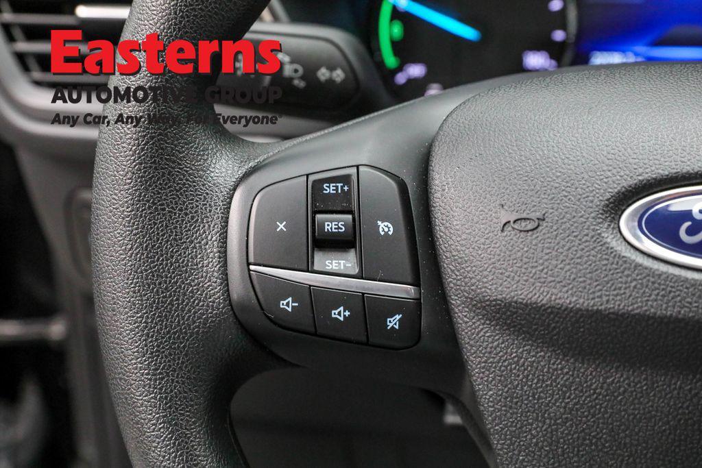 used 2022 Ford Escape car, priced at $20,950