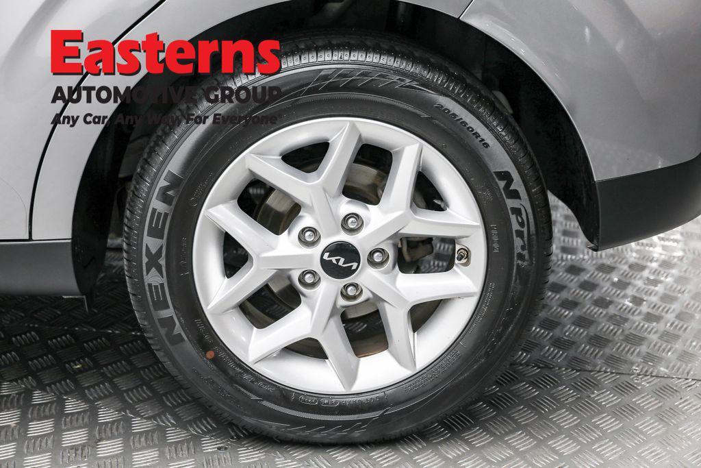 used 2024 Kia Soul car, priced at $17,490