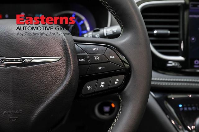 used 2022 Chrysler Pacifica Hybrid car, priced at $31,490