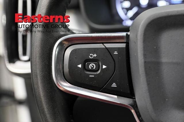 used 2020 Volvo XC40 car, priced at $22,490