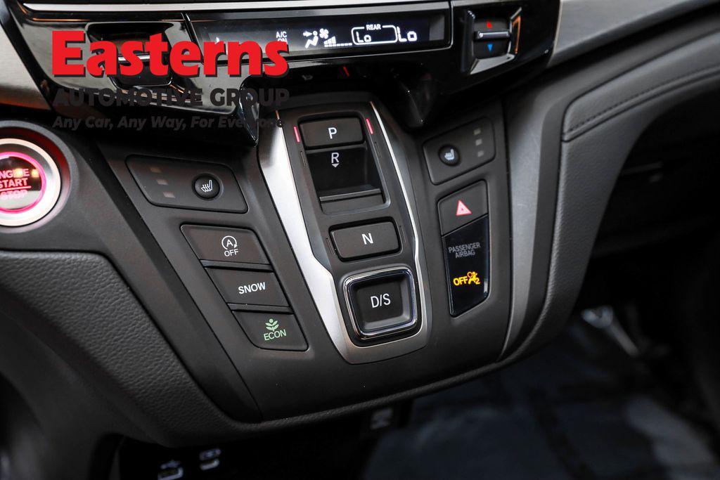 used 2025 Honda Odyssey car, priced at $40,950
