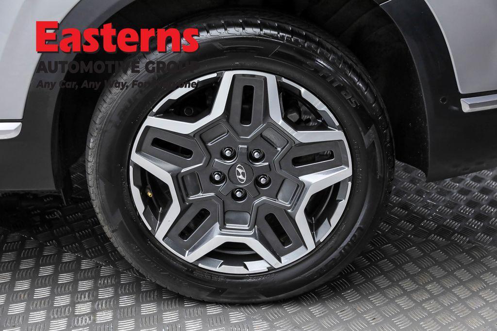 used 2022 Hyundai Santa Fe car, priced at $24,950