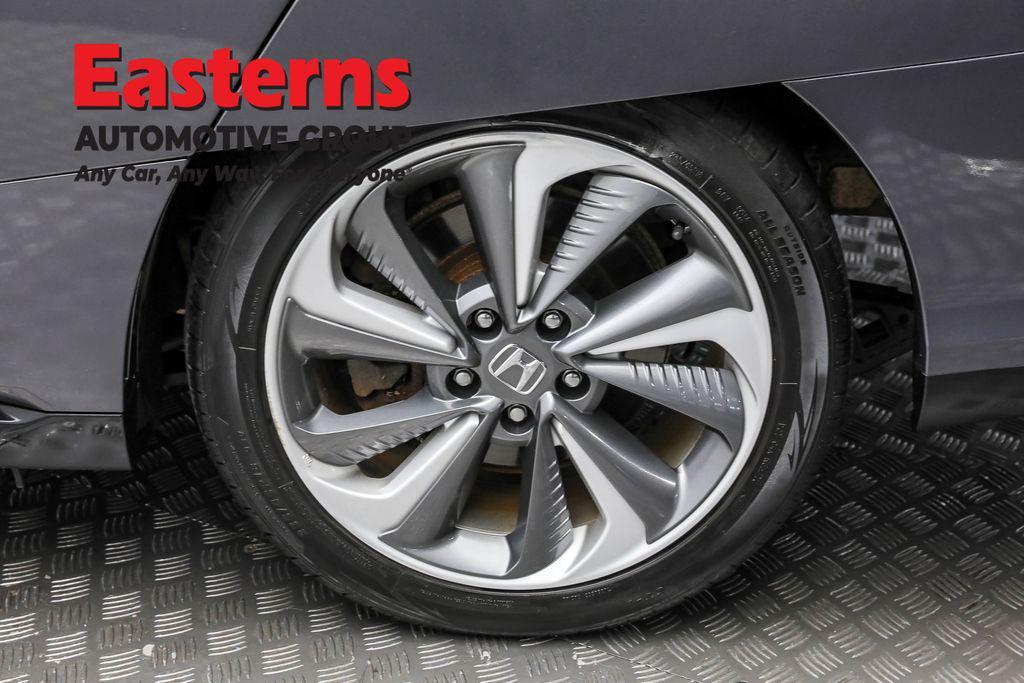 used 2018 Honda Clarity Plug-In Hybrid car, priced at $19,490