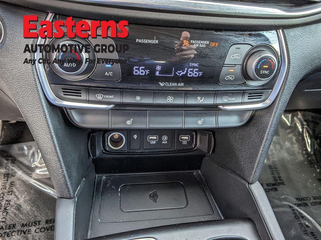 used 2020 Hyundai Santa Fe car, priced at $18,950