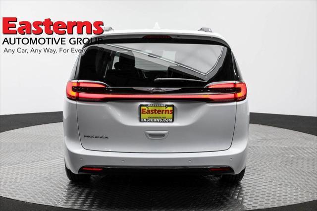 used 2022 Chrysler Pacifica car, priced at $20,725