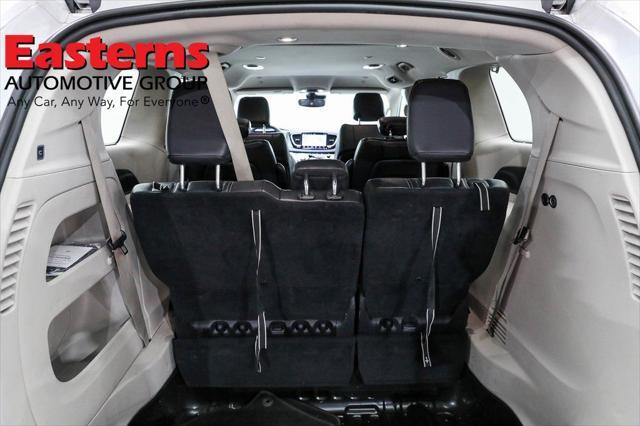 used 2022 Chrysler Pacifica car, priced at $20,725