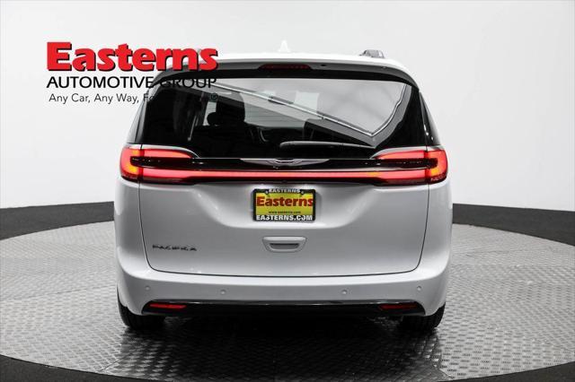 used 2022 Chrysler Pacifica car, priced at $20,725