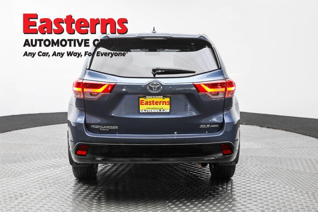 used 2019 Toyota Highlander car, priced at $27,550