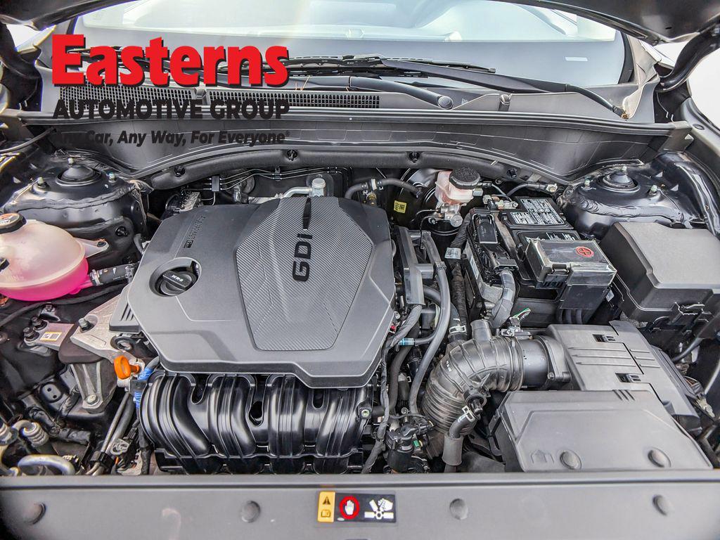 used 2022 Hyundai Santa Fe car, priced at $23,375