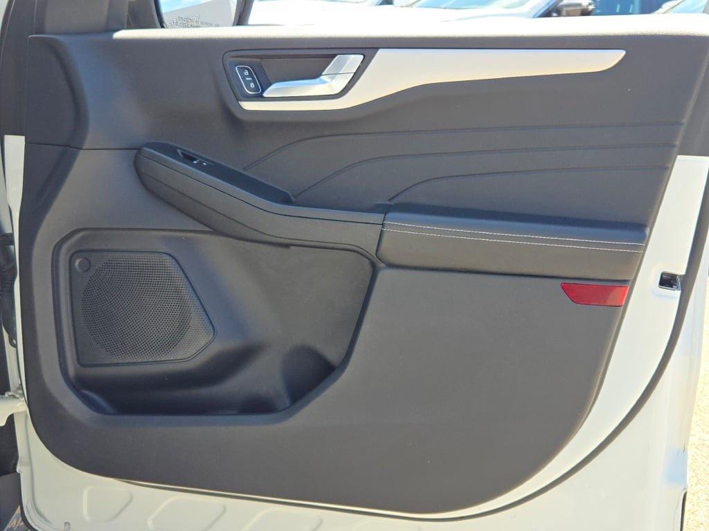used 2022 Ford Escape car, priced at $21,500
