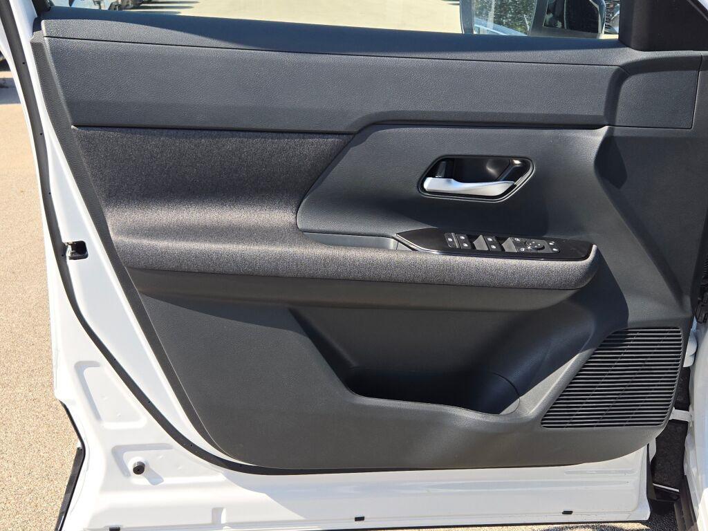 new 2026 Nissan Kicks car, priced at $29,015