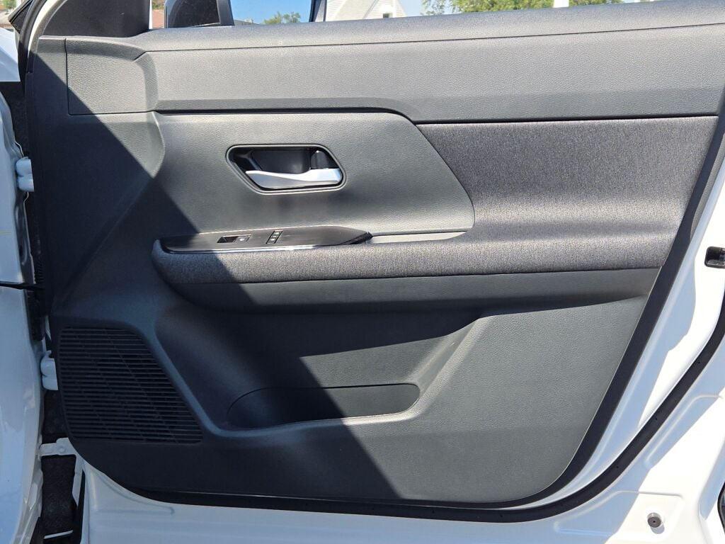 new 2026 Nissan Kicks car, priced at $29,015