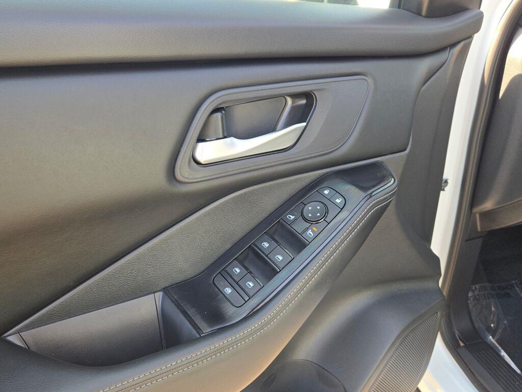 used 2025 Nissan Rogue car, priced at $26,500