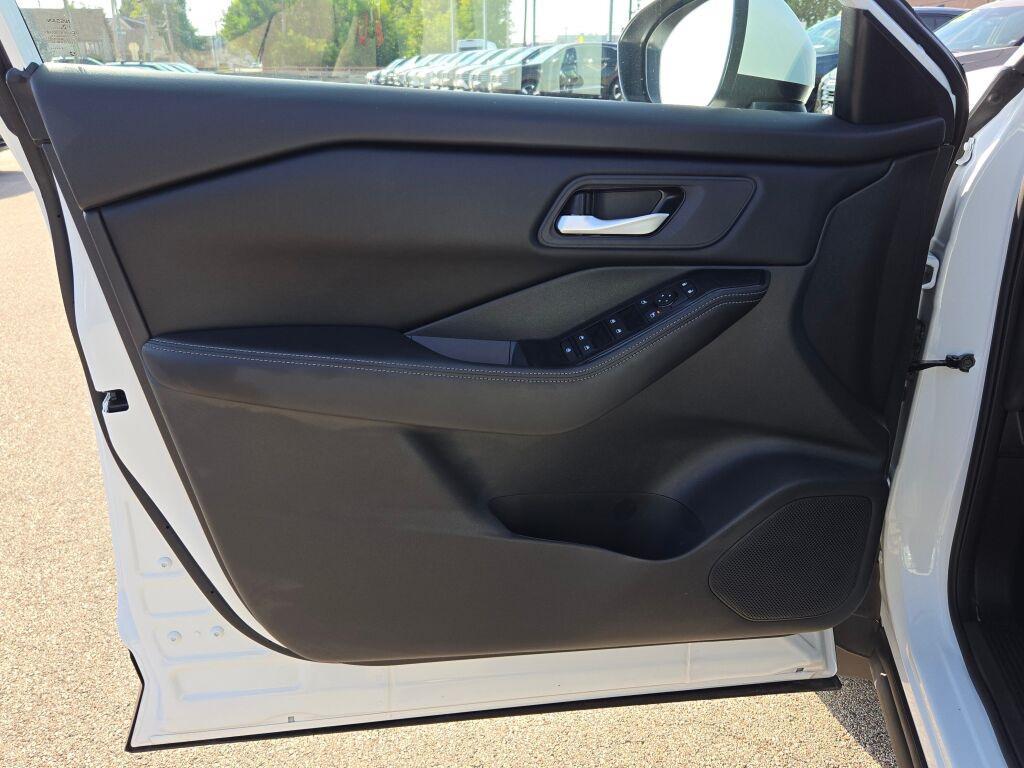 used 2025 Nissan Rogue car, priced at $26,500