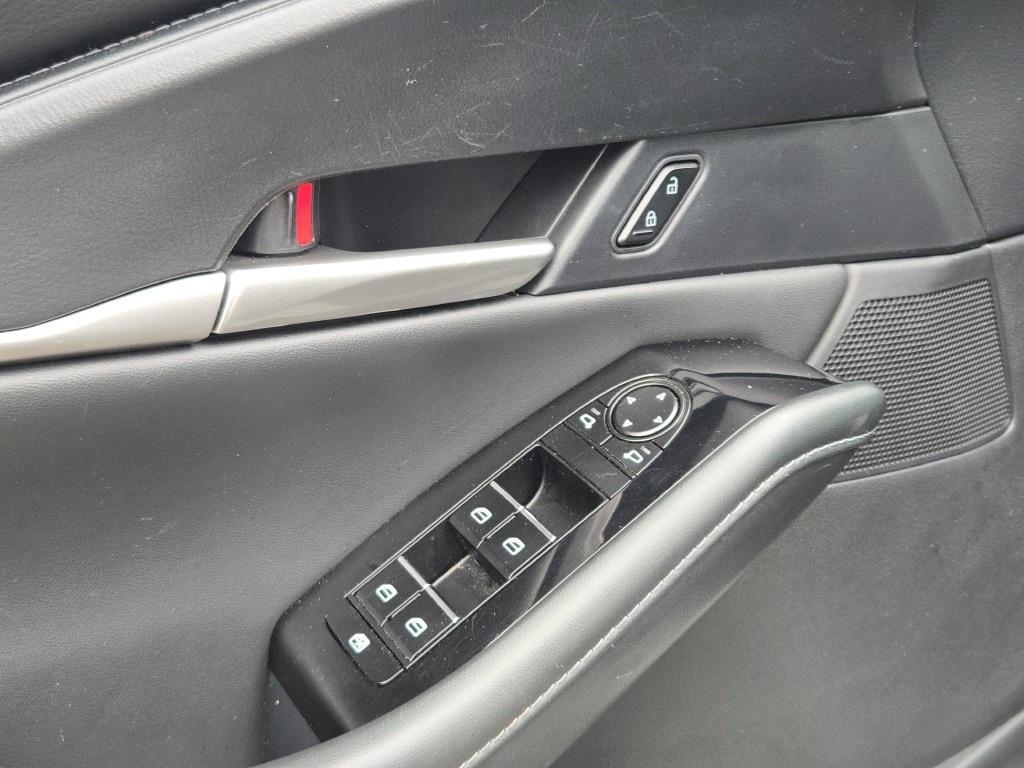 used 2025 Mazda CX-30 car, priced at $25,000